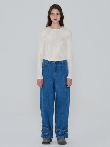 Belt Point Wide Double Bijou Denim Pants (T249MJE902W) - toinq - Modalova