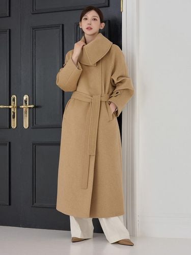 Collar Point Wool Long Coat [Beige] - GIEMAR - Modalova