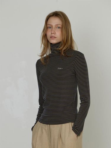 Roll Neck Logo Stripe Turtleneck [Navy] - But’ton - Modalova