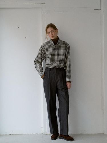 Onetuck Wide Wool Slacks [Charcoal] - But’ton - Modalova