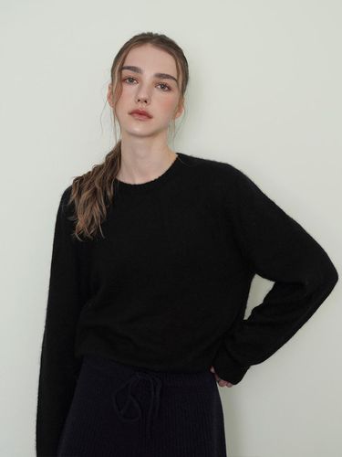 Cashmere Silk Round Neck Relaxed Fit Knit [] - sisterhood - Modalova