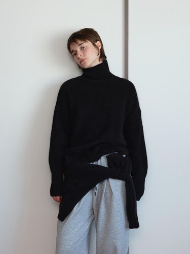 Fur Wool Turtleneck Pullover [BLACK] - The Raust - Modalova