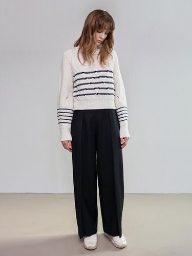 Two-tuck Wide Premium Wool Pants [Black] - mu:arvo - Modalova