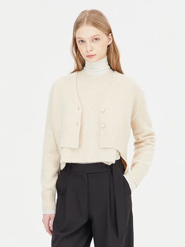 Soft Wool Blend Cropped V-neck Cardigan [Ivory] (SAKC06411IV) - Sisley - Modalova