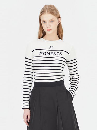 Lettering Stripe Soft Round Neck Knit (SAKP02411IV) - Sisley - Modalova