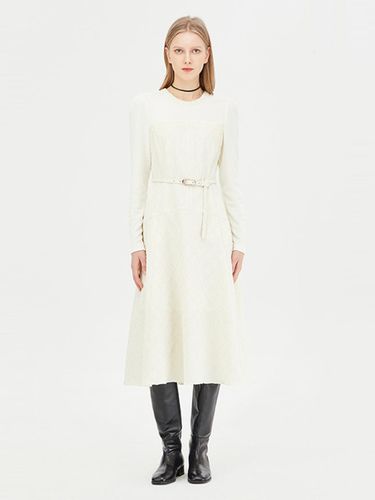 Fur Color Block Flare Belted Dress (SAOP01411CR) - Sisley - Modalova