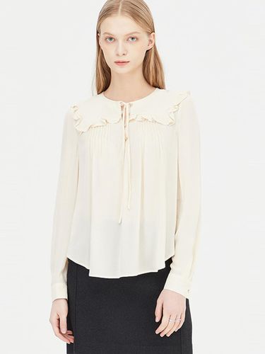 Ruffle Square Neck Button-Front Blouse (SAWS03411BE) - Sisley - Modalova