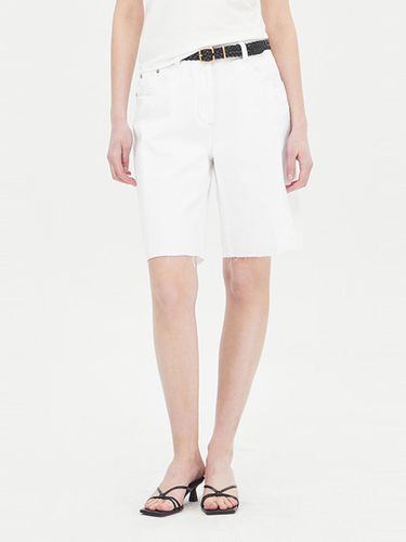 Cut Line Side Slit Denim Shorts (SADP39431WH) - Sisley - Modalova