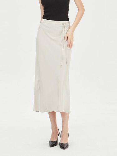 Elastic Waist Strap Full Skirt (SASK42431BG) - Sisley - Modalova