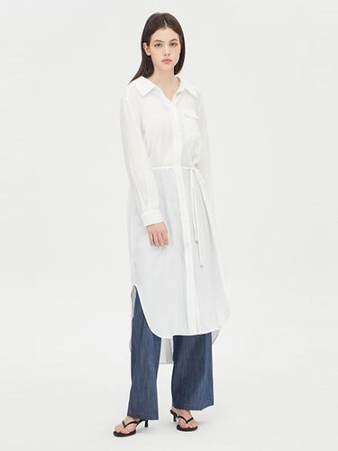 Belted Shirt-Style Midi Dress (SAOP43431WH) - Sisley - Modalova