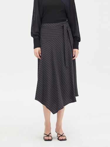 Stripe Banding Unbalanced Full Skirt (SASK45431DN) - Sisley - Modalova