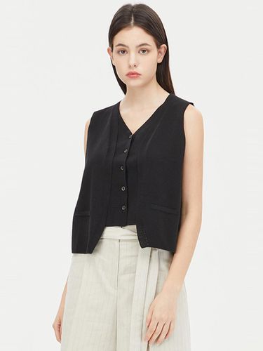 Layered Breathable Poly-Cotton Knit Vest (SAKC38431BK) - Sisley - Modalova