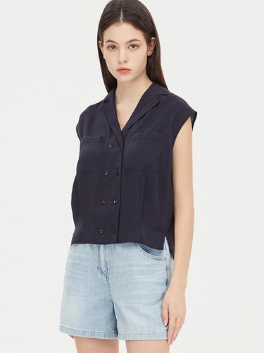 Double Button Sleeveless Rayon Blend Blouse (SAWS53431DN) - Sisley - Modalova