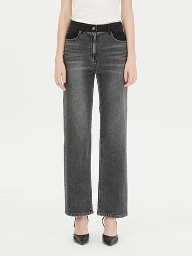 Color Block Slim Straight Denim Pants (SADP06441BK) - Sisley - Modalova