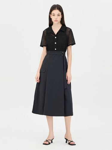 Lace Collar Button-up Elastic Waist Dress (SAOP01441BK) - Sisley - Modalova