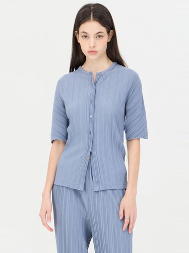 Pleated Elbow-Length Lightweight Blouse (SAWS05441BL) - Sisley - Modalova