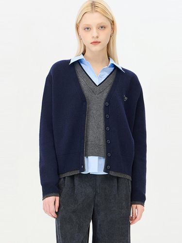 Wool Blend Contrast Embroidered V-neck Knit Cardigan [Navy] (SAKC37461NY) - Sisley - Modalova