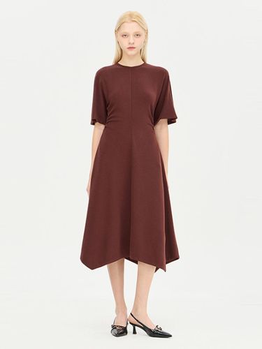 Jersey Shirring Fit Flare Dress [Brown] (SAOP31461) - Sisley - Modalova