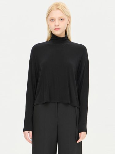 Wool Jersey High-Neck Loose-Fit T-Shirt [Black] (SATS14441BK) - Sisley - Modalova