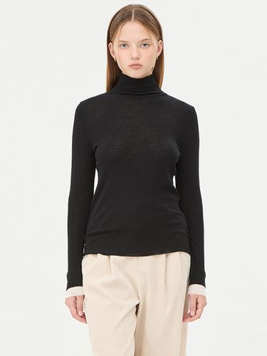 Wool Layered Sleeve Turtleneck T-shirt [Black] (SATS31461BK) - Sisley - Modalova