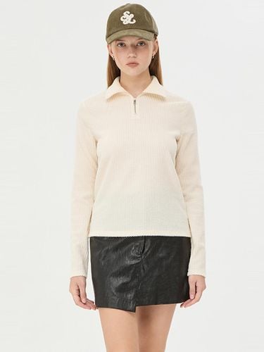 High Neck Half-Zip Ribbed Blouse [GREEN] (SAWS42461CR) - Sisley - Modalova