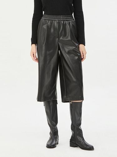 Shine Leather Crop Elastic Waist Pants (SAPT39461BK) - Sisley - Modalova