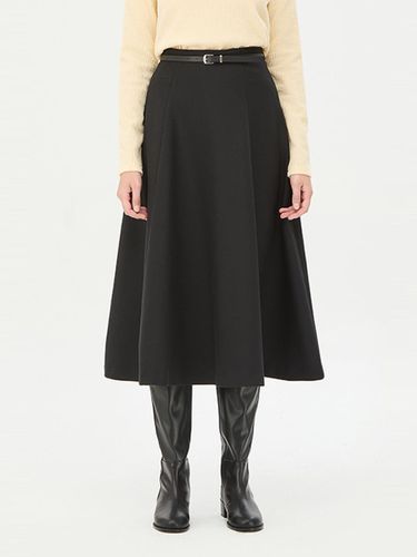 Belted High-Waisted Flare Skirt [Black] (SASK35461BK) - Sisley - Modalova