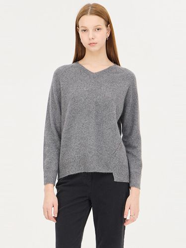 Fur Blend Unbalanced V-neck Knit [GR] (SAKP35461) - Sisley - Modalova