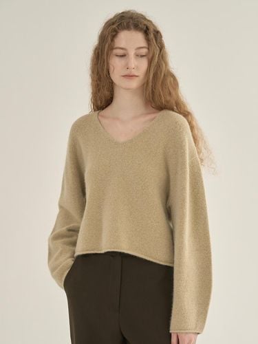 Toffee Soft Wool V-Neck Knit [GREEN] - MOMET - Modalova