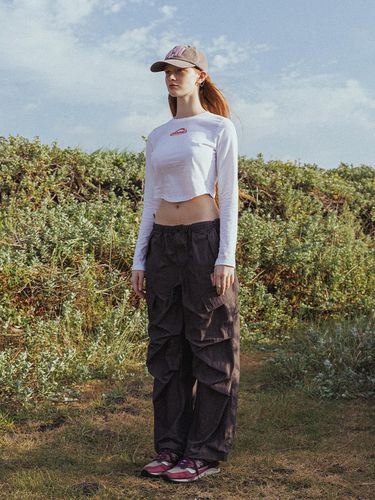 Multi Pocket Wide Leg Cargo Pants - ofcoursewhynot - Modalova