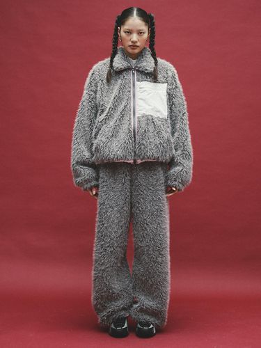 Fluffy Short-pile Fleece Jogger [Grey] - Cocancl - Modalova