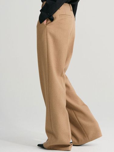 Wool Diagonal Straight Pants [Beige] - MAGJAY - Modalova