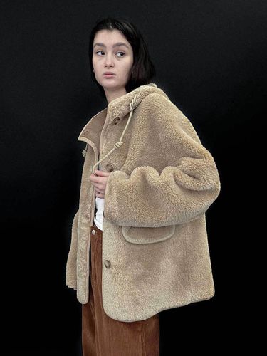 Sheepskin Hooded Shearling Mustang Jacket [] - Studio Salt - Modalova