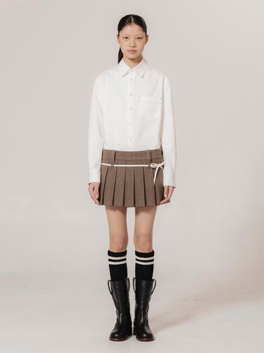 Laced-up Pleated Herringbone Mini Skirt [Sand] - kiok - Modalova