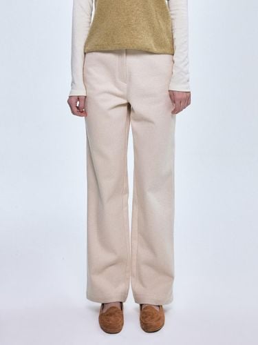 Basic Fleece-Lined Straight-Leg Pants [Ivory] - FOVERE - Modalova