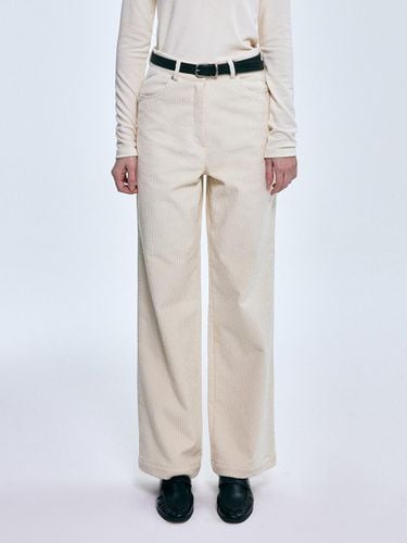 Basic Corduroy Fleece-Lined Straight Fit Pants [Beige] - FOVERE - Modalova