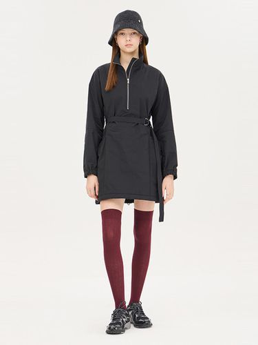 Zip-up Belted High-neck Mini Dress (SAOP40461BK) - Sisley - Modalova