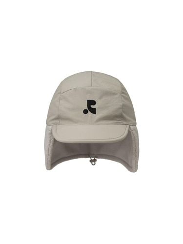 Reversible Soft-touch Fleece Trapper Hat [Beige] - Rest&Recreation - Modalova