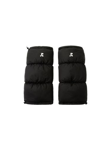 Quilted Adjustable Down Leg Warmer [Black] - Rest&Recreation - Modalova