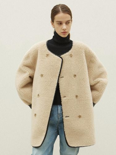 Reversible Fur Hip Length Coat [Black] - OVEOF - Modalova