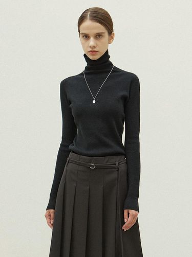 Essential Wool Turtleneck Knit Top [Black] - OVEOF - Modalova