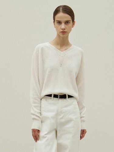 Loose Soft Wool Knit [Ivory] - OVEOF - Modalova