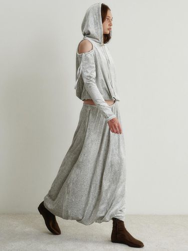 Puffed Shirring 2-Way Velvet Maxi Skirt [Grey] - GIMMETHEYOUNG - Modalova