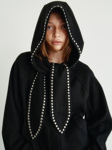 Studded Hooded Muffler Cardigan [BLACK] - GIMMETHEYOUNG - Modalova