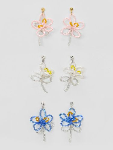 Handcrafted Delicate Wild Flower Beads Earrings - FANTASTIC PLANET - Modalova