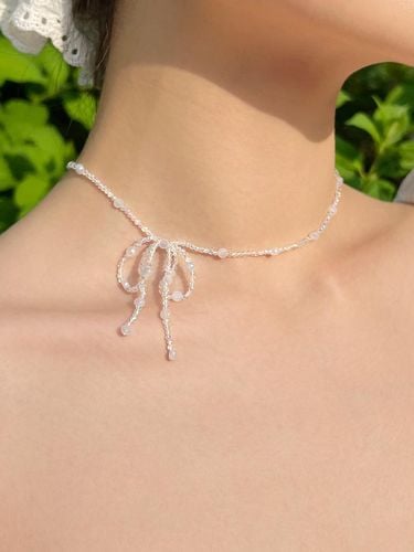 Handcrafted Translucent Ribbon Beads Necklace [Beige] - FANTASTIC PLANET - Modalova