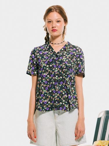 Floral Embossed Polyester Shirt [Navy] - JUNEJUNE SPACE - Modalova