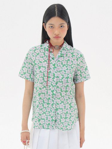 Seersucker Floral Basic Fit Shirt [GREEN] - JUNEJUNE SPACE - Modalova