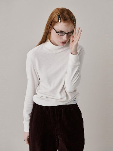 Logo Overfit Cotton-Polyester Turtleneck T-shirt [Beige] - JUNEJUNE SPACE - Modalova