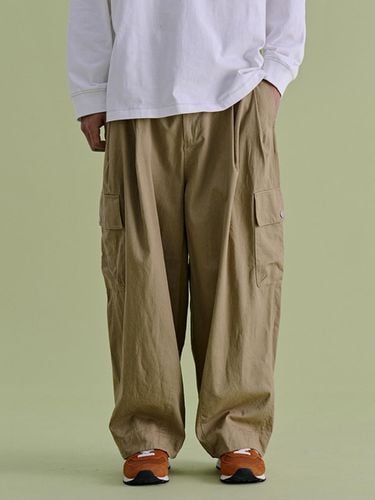 Cargo Pleated Wide Pants [Beige] - NONTYPE - Modalova